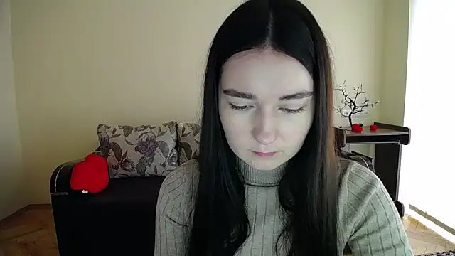 Pretty shy online show from 11-07-25, 09:31