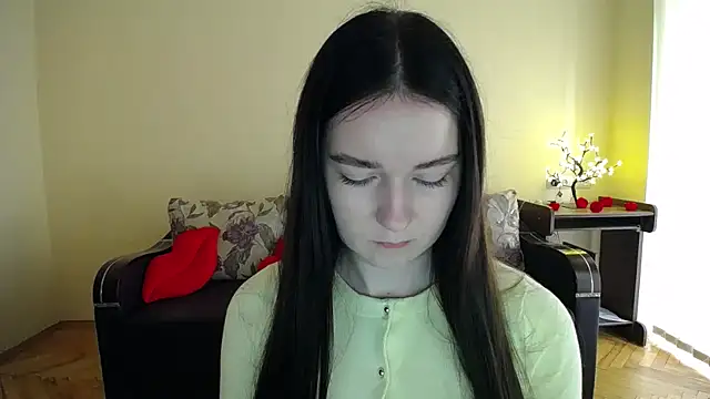 Pretty shy online show from 05-12-26, 08:22