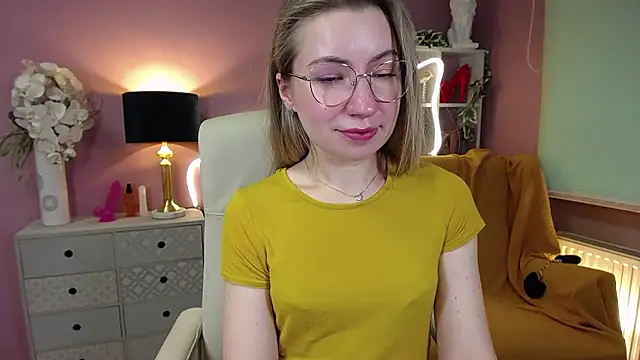 Mia Tasty online show from 12-04-24, 12:14