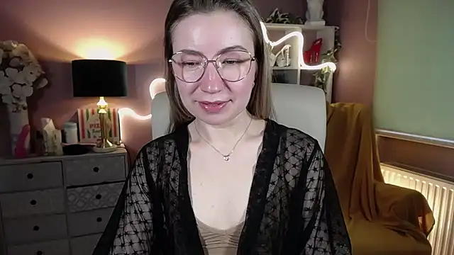 Mia Tasty online show from 02-02-25, 02:13