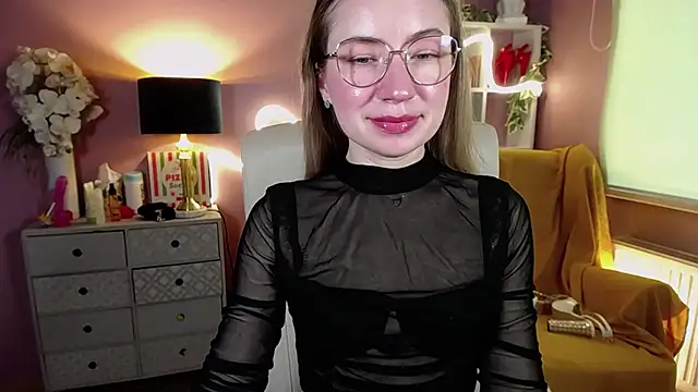 Mia Tasty online show from 02-22-25, 10:51