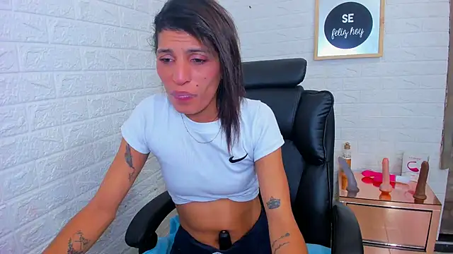 ImCrazzy online show from 11-20-25, 02:50