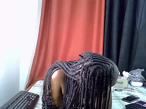 Snapshot of pretty_hearty chatting on 03-15-25, 12:47 pretty hearty online show from 03-15-25, 12:47