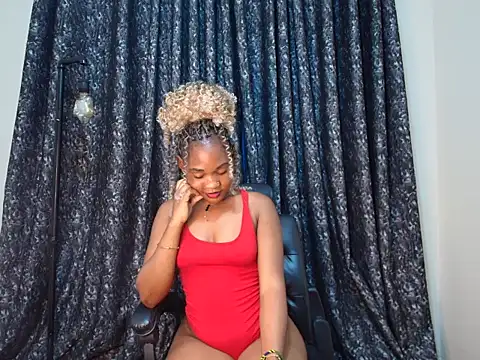 Snapshot of pretty_hearty chatting on 09-28-25, 08:47 pretty hearty online show from 09-28-25, 08:47