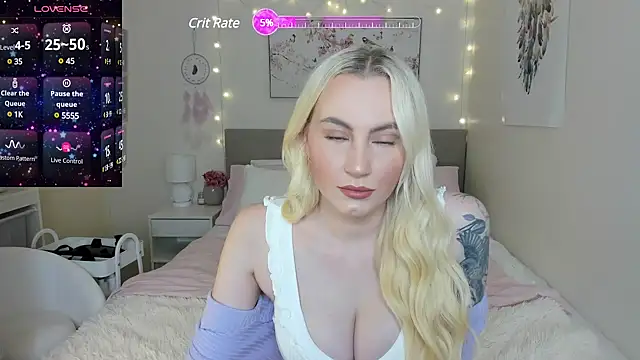 Snapshot of lunaraeXO chatting on 01-20-25, 09:03 lunaraeXO online show from 01-20-25, 09:03