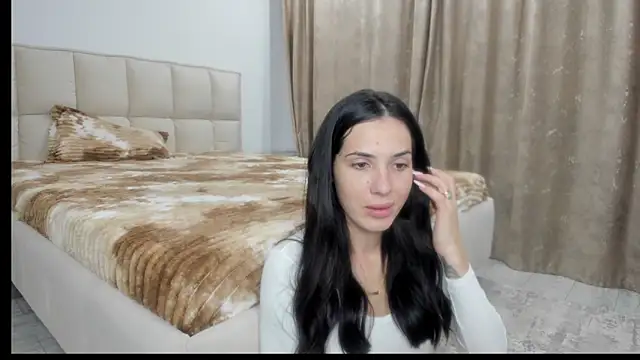 Emmapmg online show from 10-18-25, 05:03