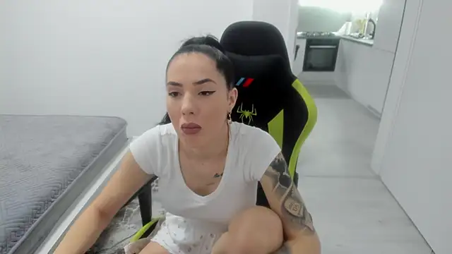 Emmapmg online show from 02-16-26, 12:45