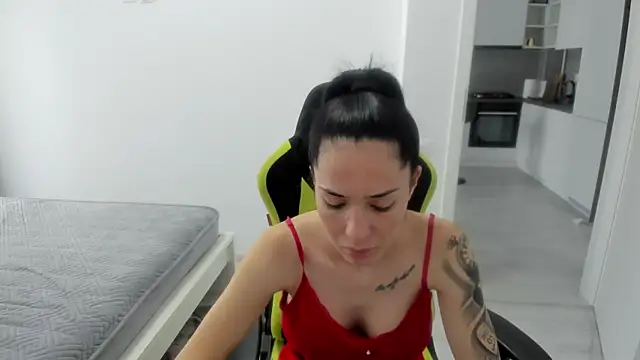 Emmapmg online show from 07-15-26, 11:48