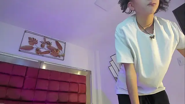 BonnieCute  online show from 11-28-25, 08:22