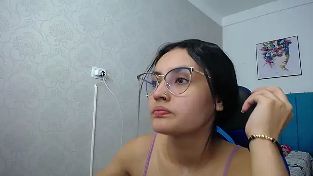 Snapshot of antonella_sweetlittle chatting on 01-09-25, 03:23 antonella sweetlittle online show from 01-09-25, 03:23