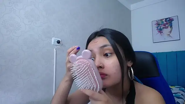 Snapshot of antonella_sweetlittle chatting on 01-21-25, 12:29 antonella sweetlittle online show from 01-21-25, 12:29