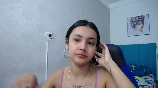 Snapshot of antonella_sweetlittle chatting on 01-23-25, 12:30 antonella sweetlittle online show from 01-23-25, 12:30