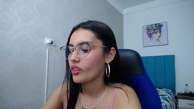 Snapshot of antonella_sweetlittle chatting on 01-26-25, 12:58 antonella sweetlittle online show from 01-26-25, 12:58