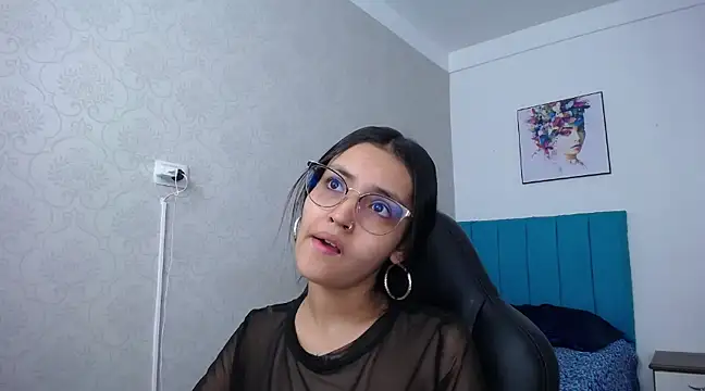 Snapshot of antonella_sweetlittle chatting on 03-09-25, 12:31 antonella sweetlittle online show from 03-09-25, 12:31