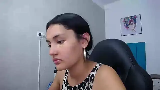 Snapshot of antonella_sweetlittle chatting on 03-13-25, 03:39 antonella sweetlittle online show from 03-13-25, 03:39