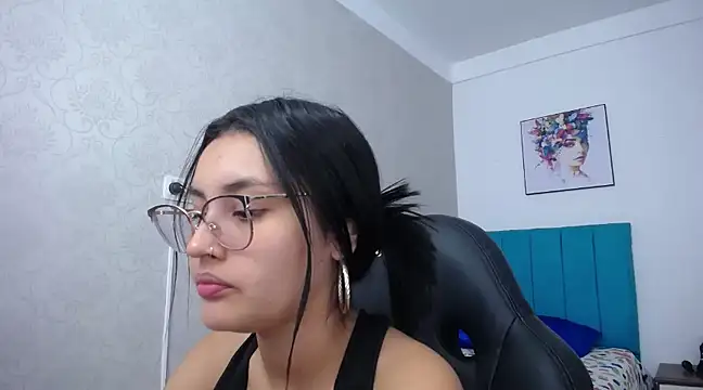 Snapshot of antonella_sweetlittle chatting on 03-18-25, 12:36 antonella sweetlittle online show from 03-18-25, 12:36