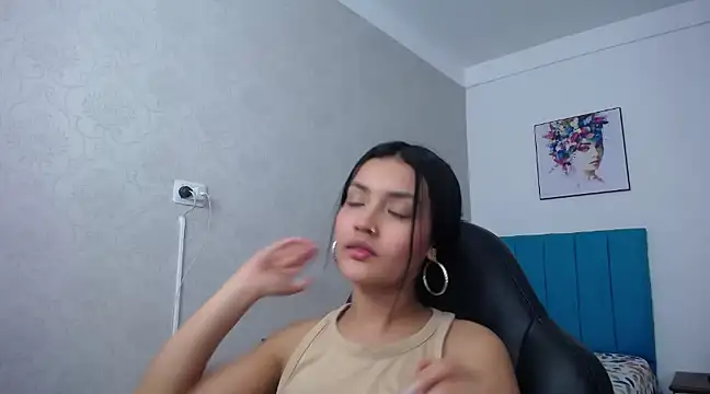 Snapshot of antonella_sweetlittle chatting on 03-22-25, 06:58 antonella sweetlittle online show from 03-22-25, 06:58