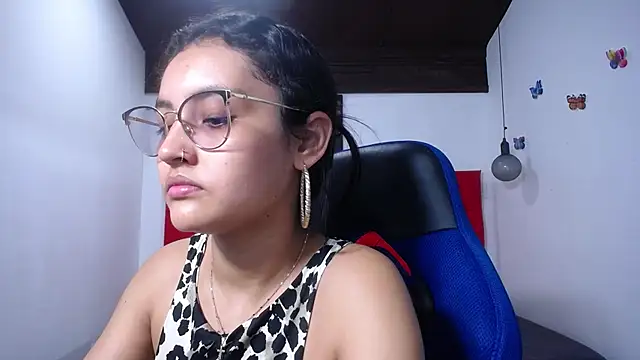 Snapshot of antonella_sweetlittle chatting on 09-09-25, 01:21 antonella sweetlittle online show from 09-09-25, 01:21