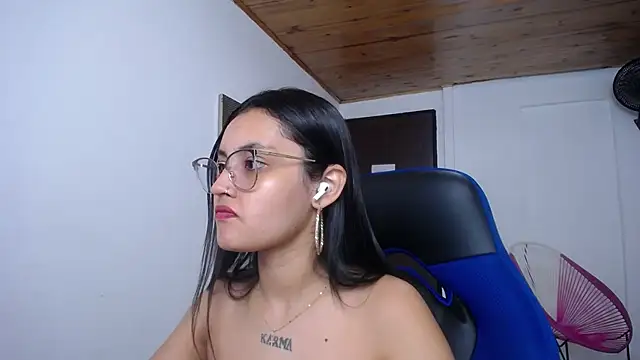 Snapshot of antonella_sweetlittle chatting on 09-23-25, 12:41 antonella sweetlittle online show from 09-23-25, 12:41