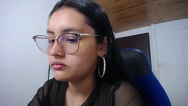 Snapshot of antonella_sweetlittle chatting on 09-28-25, 12:21 antonella sweetlittle online show from 09-28-25, 12:21