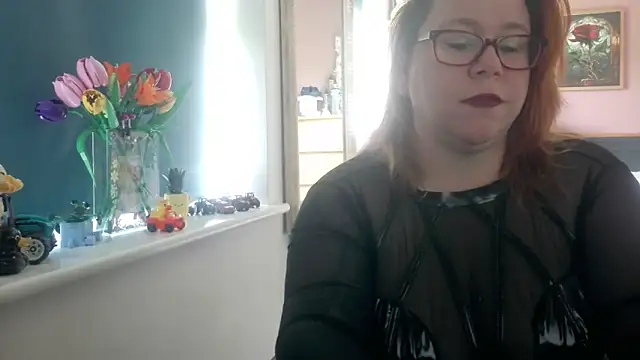 Snapshot of NikiDeeOfficial chatting on 06-15-26, 11:34 NikiDeeOfficial online show from 06-15-26, 11:34