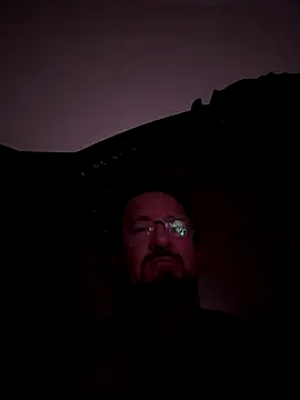 sluttydylan online show from 10-08-25, 05:49