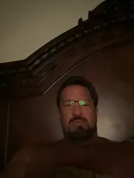 sluttydylan online show from 10-09-25, 06:33