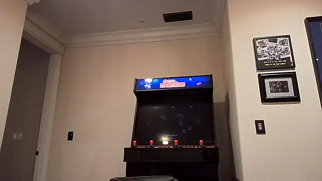 sluttydylan online show from 11-24-25, 01:38