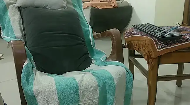 kaan3o3 online show from 03-13-25, 07:50