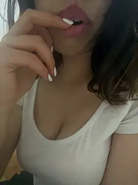 farah-36 online show from 02-22-25, 03:23