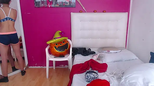 Snapshot of nextdoor_fantasy1 chatting on 11-05-25, 03:50 nextdoor fantasy1 online show from 11-05-25, 03:50