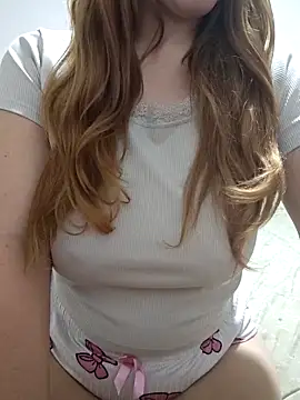 lucyredhead online show from 02-11-26, 09:25