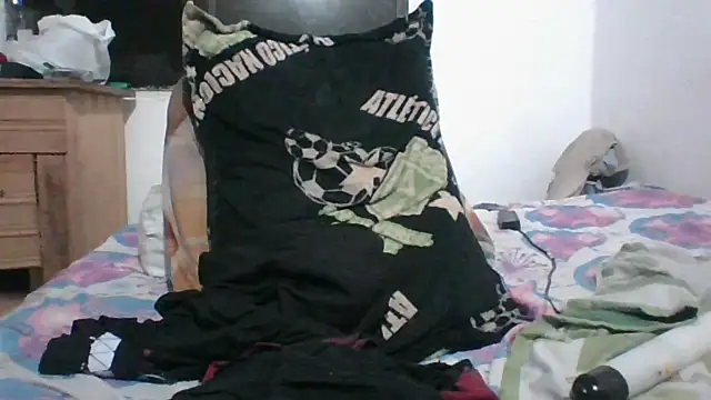 Snapshot of MaximoSualteza777 chatting on 02-12-25, 05:26 MaximoSualteza777 online show from 02-12-25, 05:26