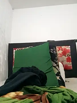 Snapshot of MaximoSualteza777 chatting on 10-18-25, 02:03 MaximoSualteza777 online show from 10-18-25, 02:03