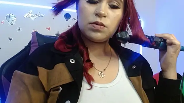 Snapshot of cata__gutierrez_ chatting on 12-31-24, 12:32 cata gutierrez online show from 12-31-24, 12:32