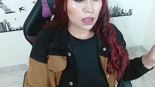 Snapshot of cata__gutierrez_ chatting on 02-06-25, 02:37 cata gutierrez online show from 02-06-25, 02:37