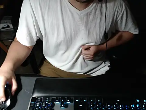 thealfawolf01 online show from 10-12-25, 12:59