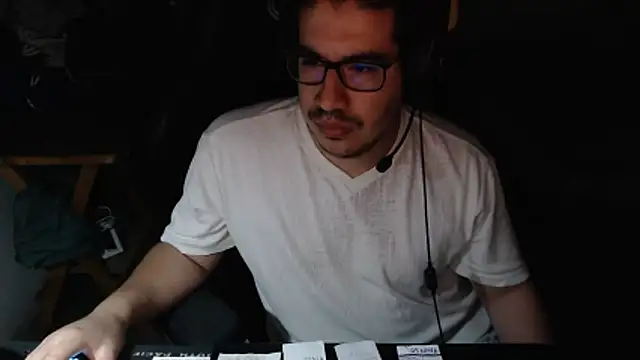 thealfawolf01 online show from 06-18-26, 10:52