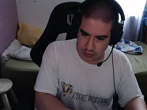 thealfawolf01 online show from 07-26-26, 02:02