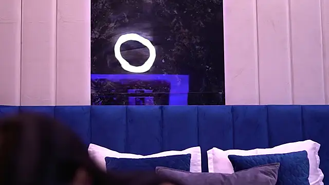 AishaDevoe online show from 12-28-24, 06:40