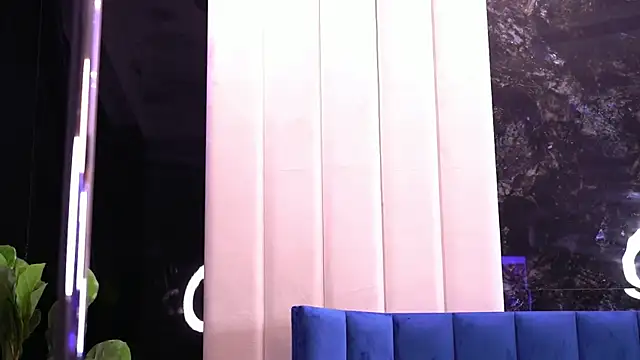 AishaDevoe online show from 01-25-25, 07:07