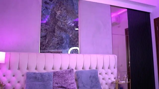 AishaDevoe online show from 02-01-25, 07:23