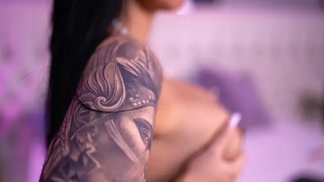 AishaDevoe online show from 02-18-25, 10:58