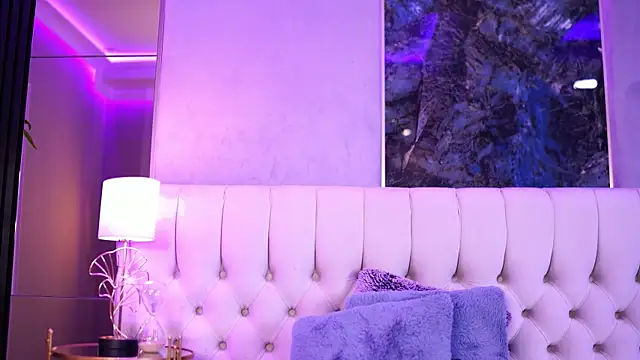 AishaDevoe online show from 03-01-25, 05:09