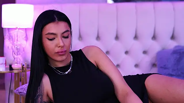 AishaDevoe online show from 03-04-25, 10:49