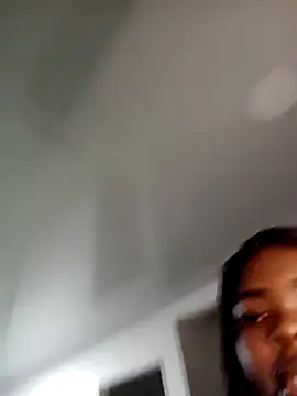 AdelynYasmin online show from 09-10-25, 09:20