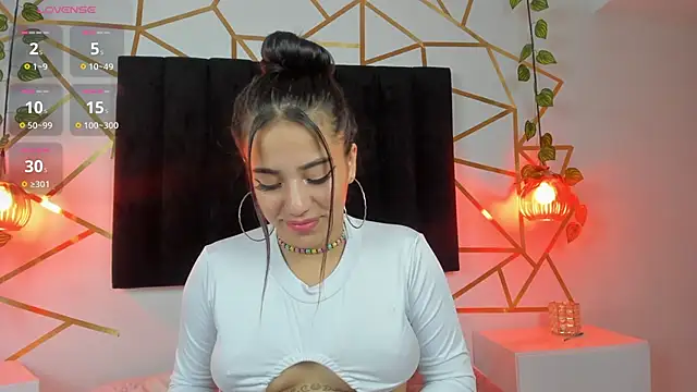 Megan Thompsonn online show from 03-14-25, 03:47