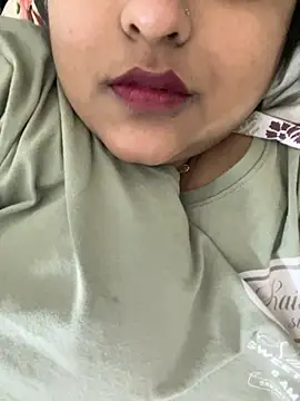 Snapshot of smile_pretty chatting on 11-25-25, 06:52 smile pretty online show from 11-25-25, 06:52