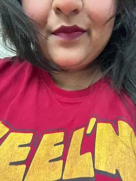 Snapshot of smile_pretty chatting on 01-12-26, 04:45 smile pretty online show from 01-12-26, 04:45