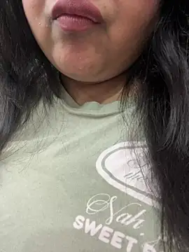 Snapshot of smile_pretty chatting on 02-23-26, 03:42 smile pretty online show from 02-23-26, 03:42